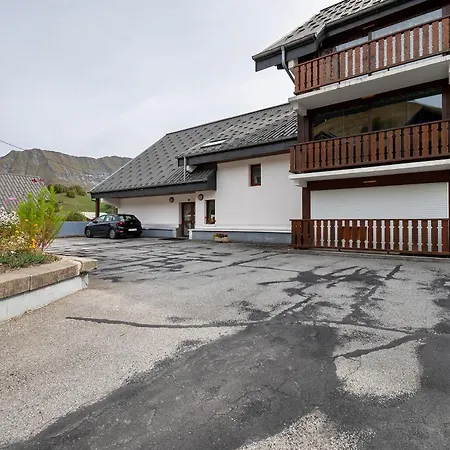 Le Belvedere D'albiez Apartment *